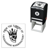 Gotische gekroonde schedel #3 Ronde bibliotheekboe Zelfinktende Stempel (In situ)