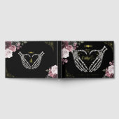 Gotische Halloween Skelet Handen Hart Baby shower Gastenboek (Volledig)