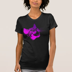 Gotische kat verwilderd kwaad eng grommen hoektand t-shirt