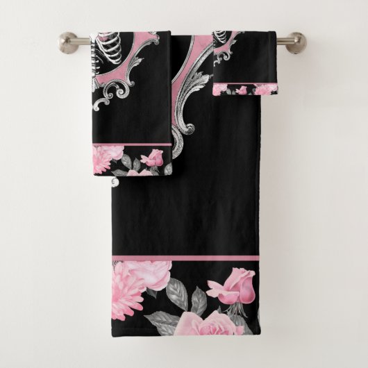 Gotische Liefde | Roze en Zwart Skelet Hart Bloeme Bad Handdoek (Insitu)