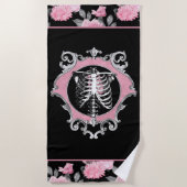 Gotische Liefde | Roze en Zwart Skelet Hart Bloeme Strandlaken (Voorkant)