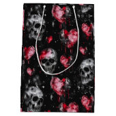 Gotische liefde schedels en rode harten medium cadeauzakje (Achterkant)