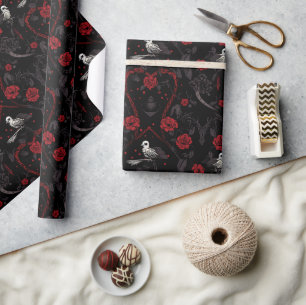 Gotische rode rozen ketting rood hart en witte kra cadeaupapier