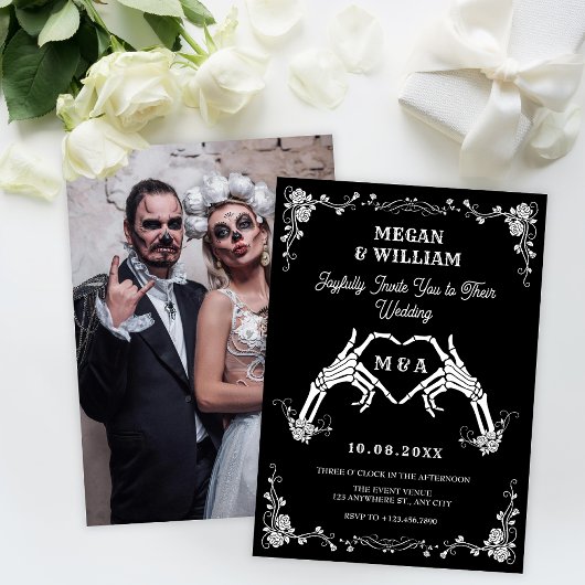 Gotische schedel hart bruiloft kaart