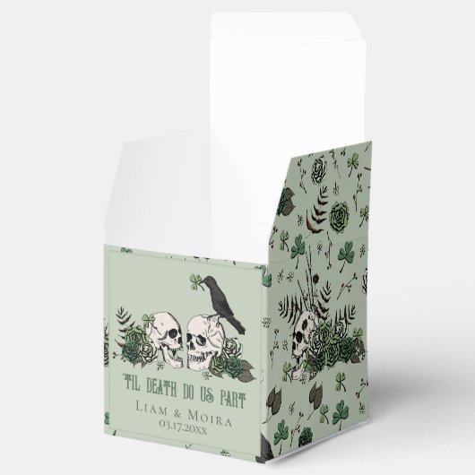 Gotische St. Patricks Day Bloemenskelet Ierse Trou Bedankdoosjes (Geopend)