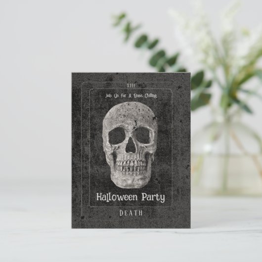 Gotische  Zwarte Schedel Tarot Halloween Party Uitnodiging Briefkaart (Staand voorkant)