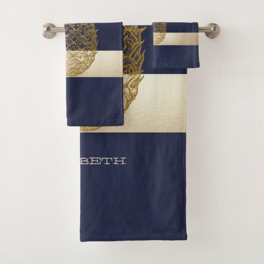 Goud anananas, Stripe-gepersonaliseerd Bad Handdoek (Insitu)