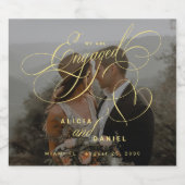 Goud betrokken script aangepaste foto verlovingsfe sparkling wijnetiket (Enkel label)