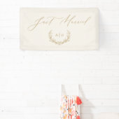 Goud & Crème Laurier Monogram Net Getrouwd Banner (Insitu)