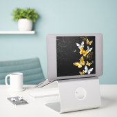 Goud en witte vlinders sticker (Laptop op bureau)