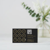 Goud en zwart Elegante QR Code Loyalty Kaart (Staand voorkant)