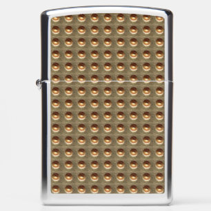 Goud-gele Zippo-chroomaansteker