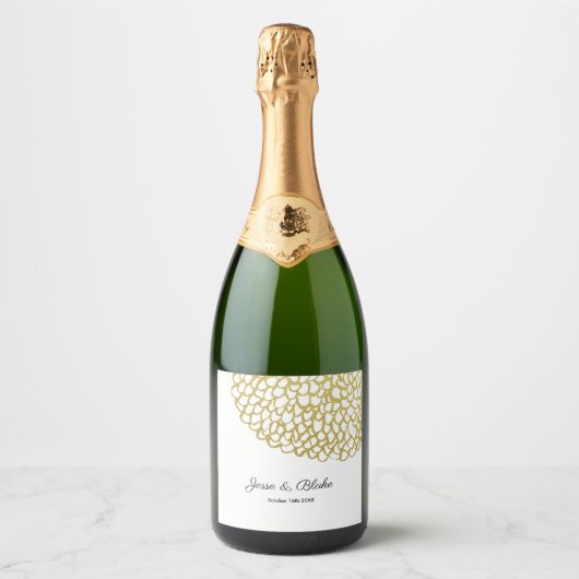 Goud Hand-getrokken Petal Patroon Wedding Sparkling Wijnetiket (Voorkant)
