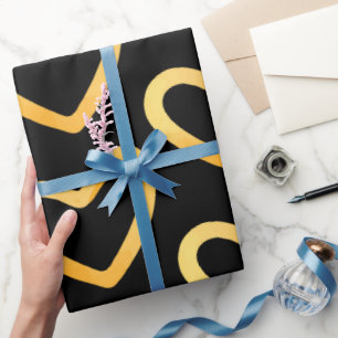 Goud hart op zwarte achtergrond cadeaupapier