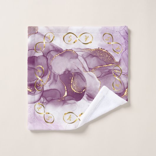 Goud Infinity Initiaal Monogram op paarse en goude Bad Handdoek (Wasdoekje)