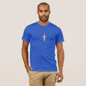 Goud kruis en ketting, ziet eruit als echte sierad t-shirt (Voorkant volledig)
