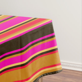 Goud, rood en magenta tafelkleed