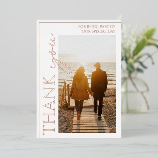 Goud Wit Foto Bruiloft Dank u Roos Folie Uitnodiging (Staand Voorkant)