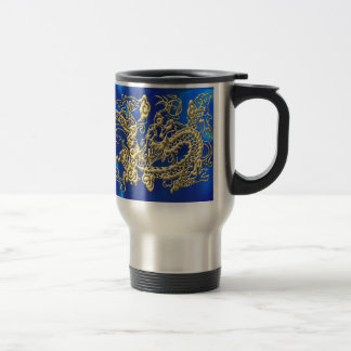 Gouddraak in reliëf op blauw zatin reisbeker