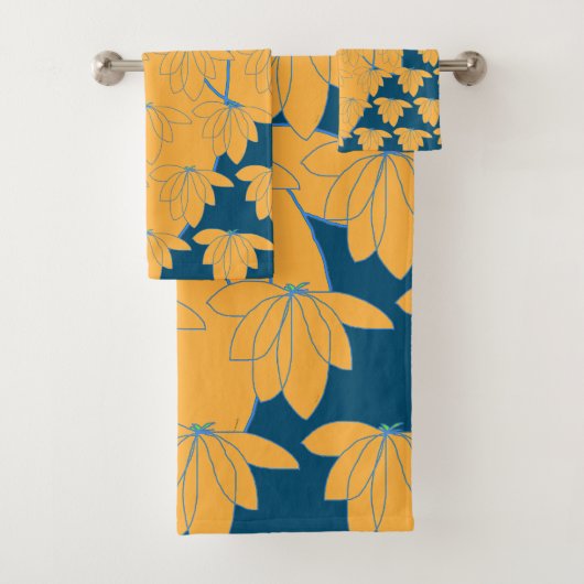 Gouden bloemen op een turquoise geschenk bad handdoek (Insitu)