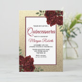 Gouden Bourgondië Rode Roos Quinceanera Uitnodigin Kaart (Staand voorkant)