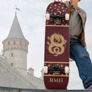 Gouden Draak op Bourgondiërrood met Sterren Maan M Skateboard