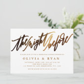 Gouden Elegante Script Typografie Uitnodiging (Staand voorkant)