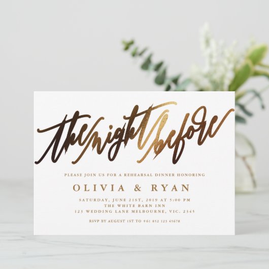 Gouden Elegante Script Typografie Uitnodiging (Staand voorkant)