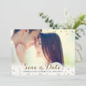 Gouden Glitter Confetti Save the Date Foto Kaart (Staand voorkant)