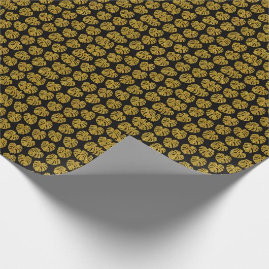 Gouden Glitter Monstera zwarte achtergrond Cadeaupapier (Hoek)