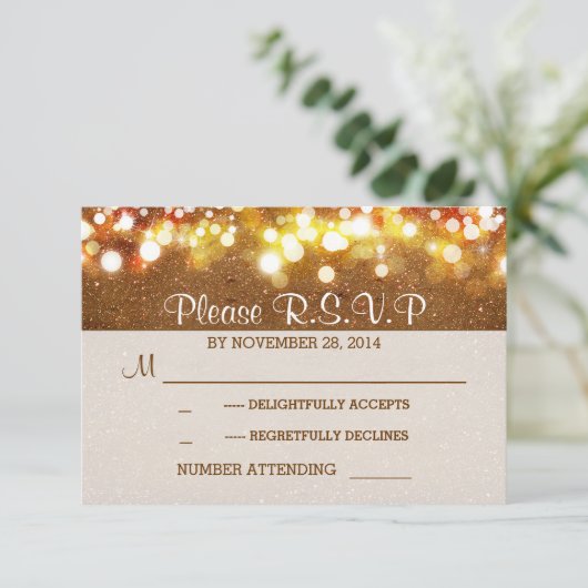 gouden glitter string lichten romantische bruiloft RSVP kaartje (Staand voorkant)