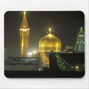 Gouden koepel van het Imam Reza-heiligdomcomplex b Muismat