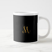 Gouden letter "M" Monogram Mok (Rechts)