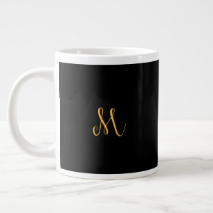 Gouden letter "M" Monogram Mok