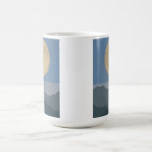 Gouden Maan over rustige bergen Koffiemok (Center)