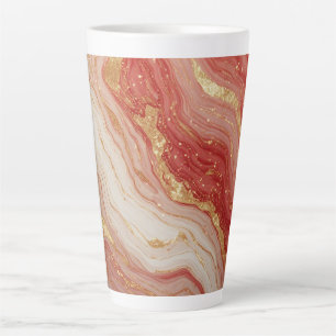 Gouden marmeren abstracte achtergrond met rode dra latte mok