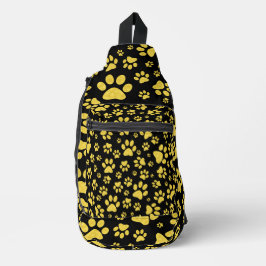 Gouden metalen patroonpoten op zwarte achtergrond sling bag