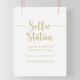 Gouden minimalistische kalligrafie selfie station poster