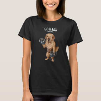 Gouden Retriever Hond Spier Training Met Dumbbell T-shirt