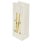 Gouden ski's en palen | Retro Ski Illustratie Vaka Wijn Cadeautas (Voorkant Gekanteld)