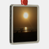 Gouden Zomerzonsondergang Reflectie op het strand Metalen Ornament (Rechts)