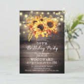 Gouden zonnebloemen Rustic Wood 50th Birthday Part Kaart (Staand voorkant)