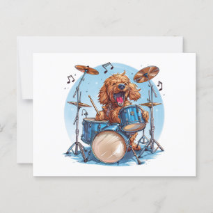 Goudendoodle-hond die drums speelt briefkaart
