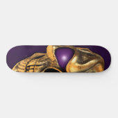 Goudschedel met gloeiende paarse ogen skateboard (Horizontaal)