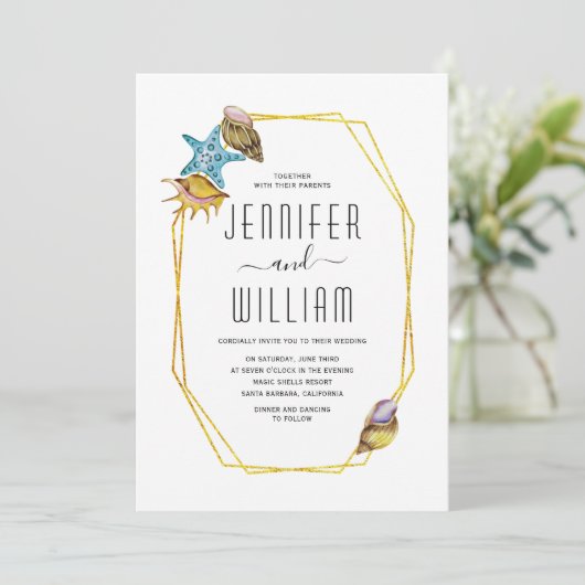 Goudvloerbedekking en strandbruiloft kaart (Staand voorkant)