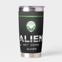 Accent métallique extraterrestre et OVNI futuriste