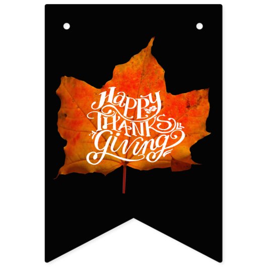 GRÂCE AUX DRAPEAUX DE BUNTING NOIR ET ORANGE (Premier drapeau)