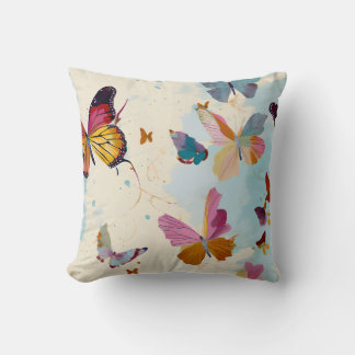 Graceful Butterfly Flight Pillow – Levendig Kussen