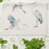 Graceful Flying Blue Herons Patroon Cream Theedoek (Gevouwen)