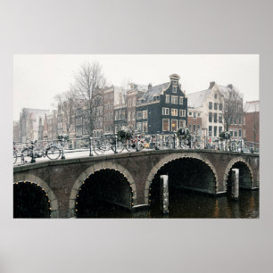 Gracht in Amsterdam in de winter Poster